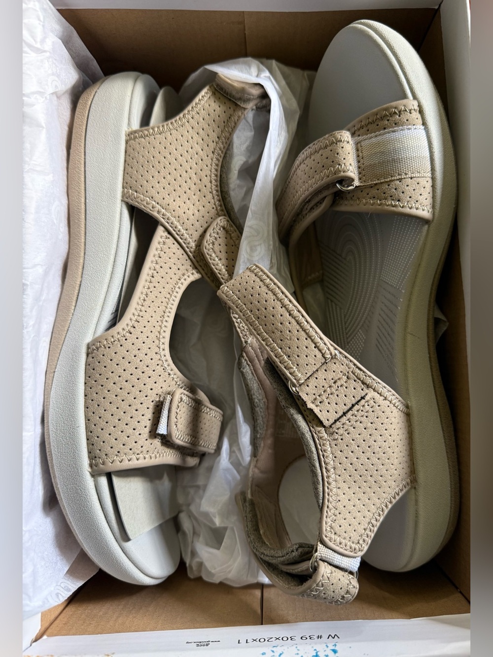 New in box - Cloud Steppers by Clark’s
Size 9W, Tan